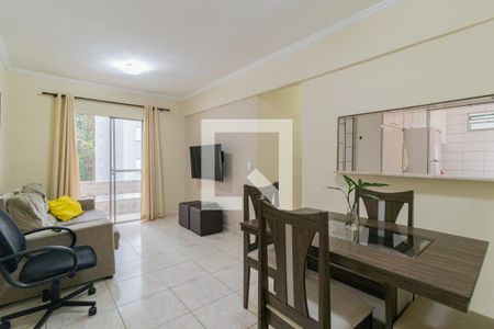 Sala de apartamento à venda com 2 quartos, 58m² em Chácara Agrindus, Taboão da Serra