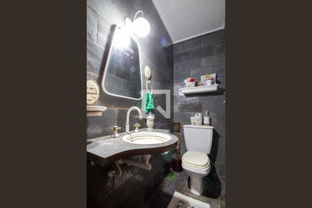 Casa à venda com 280m², 4 quartos e 4 vagasLavabo