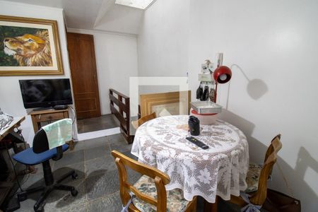 Casa à venda com 280m², 4 quartos e 4 vagasCozinha