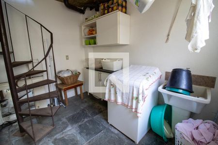 Casa à venda com 280m², 4 quartos e 4 vagasÁrea de Serviço