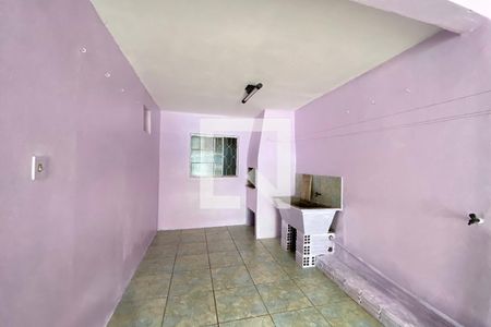 Casa à venda com 85m², 3 quartos e 1 vagaÁrea de Serviço e Churrasqueira