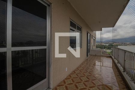 Apartamento à venda com 100m², 3 quartos e 1 vagaVaranda