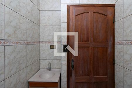 Casa para alugar com 100m², 3 quartos e 4 vagasBanheiro