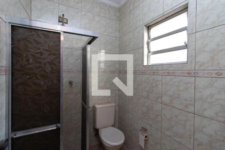 Casa para alugar com 100m², 3 quartos e 4 vagasBanheiro