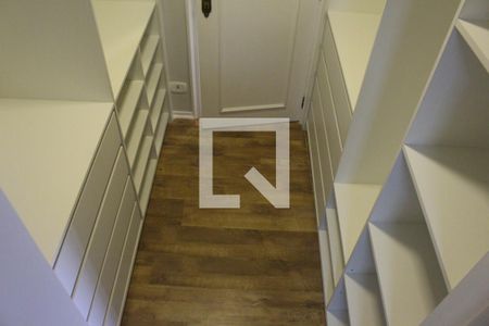 Apartamento à venda com 110m², 3 quartos e 1 vagaCloset da suíte