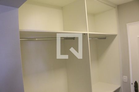 Apartamento à venda com 110m², 3 quartos e 1 vagaCloset da suíte