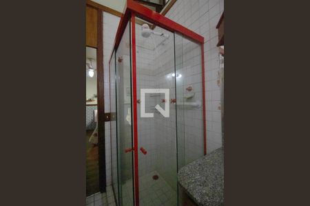 Casa à venda com 400m², 4 quartos e 3 vagasBanheiro da Suíte 2