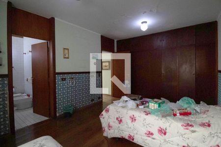 Casa à venda com 400m², 4 quartos e 3 vagasSuíte 2