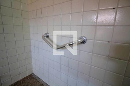 Casa à venda com 400m², 4 quartos e 3 vagasBanheiro da Suíte 1