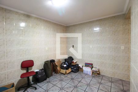 Casa à venda com 100m², 4 quartos e 2 vagas Casa à venda com 100m², 4 quartos e 2 vagasCozinha