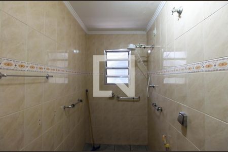 Casa à venda com 100m², 4 quartos e 2 vagas Casa à venda com 100m², 4 quartos e 2 vagasBanheiro