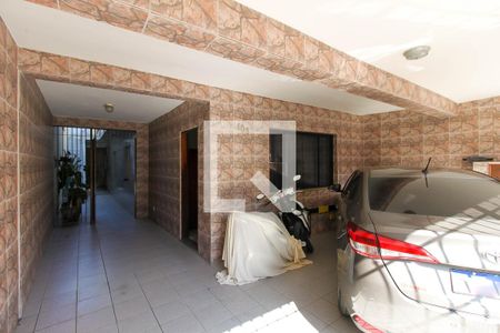 Casa à venda com 100m², 4 quartos e 2 vagas Casa à venda com 100m², 4 quartos e 2 vagasGaragem