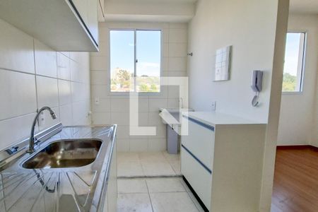 Cozinha  de apartamento para alugar com 2 quartos, 51m² em Salgado Filho, Belo Horizonte