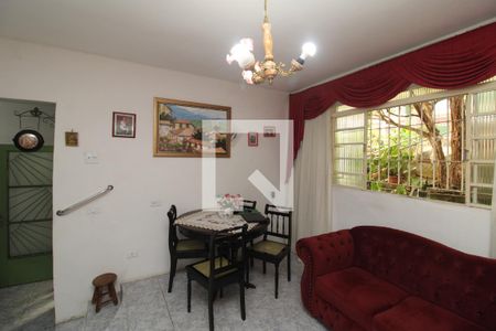 Sala de casa à venda com 3 quartos, 117m² em Ponte Rasa, São Paulo