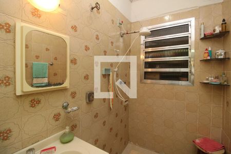 Casa à venda com 117m², 3 quartos e 1 vagaBanheiro