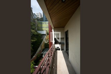 Varanda de kitnet/studio à venda com 1 quarto, 50m² em Vila Suzana, São Paulo