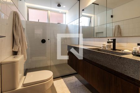 Banheiro da Suíte 1 de apartamento à venda com 2 quartos, 170m² em Cerqueira César, São Paulo