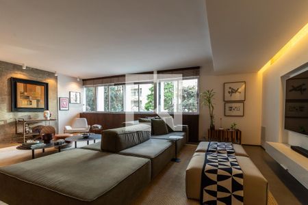 Sala de apartamento à venda com 2 quartos, 170m² em Cerqueira César, São Paulo