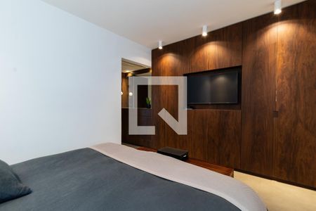 Quarto 1 de apartamento à venda com 2 quartos, 170m² em Cerqueira César, São Paulo