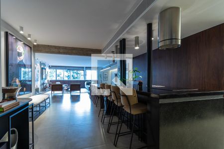 Sala de apartamento à venda com 2 quartos, 170m² em Cerqueira César, São Paulo