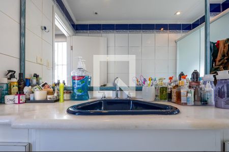 Apartamento à venda com 136m², 3 quartos e 2 vagasBanheiro da Suíte