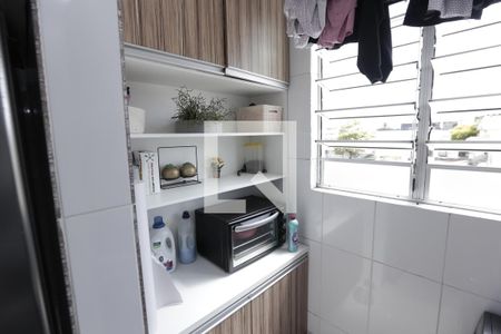Apartamento para alugar com 70m², 2 quartos e 1 vagaÁrea de Serviço