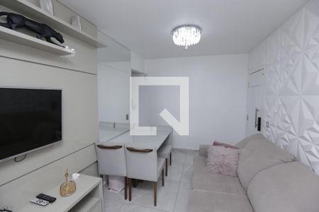 Apartamento para alugar com 70m², 2 quartos e 1 vagaSala