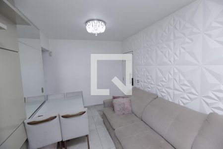 Apartamento para alugar com 70m², 2 quartos e 1 vagaSala
