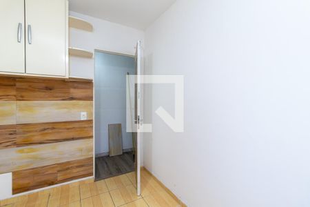 Quarto 2 de apartamento para alugar com 2 quartos, 48m² em Vila Dionisia, São Paulo
