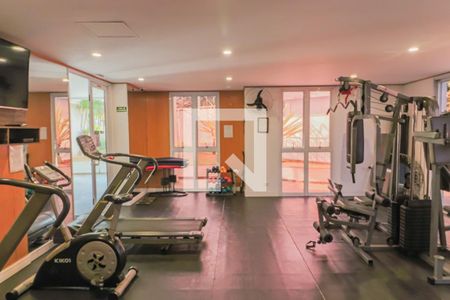 Apartamento para alugar com 65m², 2 quartos e 2 vagasÁrea comum - Academia