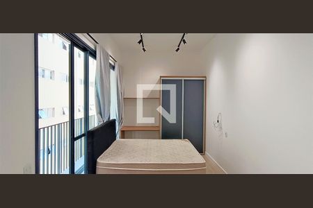 Quarto/Sala de kitnet/studio para alugar com 1 quarto, 82m² em Perdizes, São Paulo