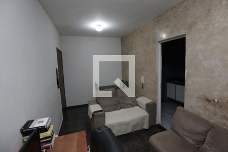 Sala de apartamento para alugar com 2 quartos, 45m² em Califórnia, Belo Horizonte