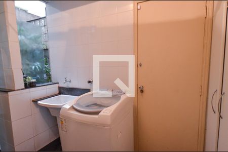 Apartamento à venda com 137m², 4 quartos e 2 vagasArea de serviço