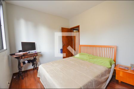 Apartamento à venda com 137m², 4 quartos e 2 vagasQuarto4