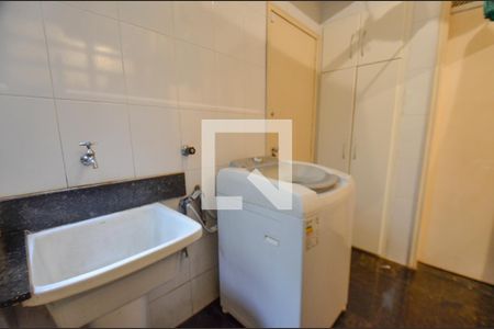 Apartamento à venda com 137m², 4 quartos e 2 vagasArea de serviço