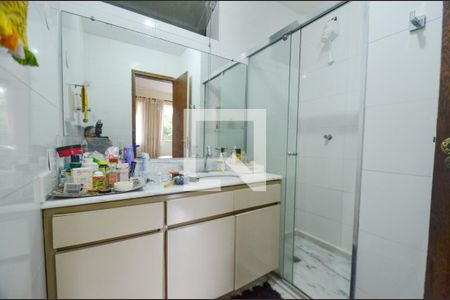 Apartamento à venda com 137m², 4 quartos e 2 vagasBanheiro suite