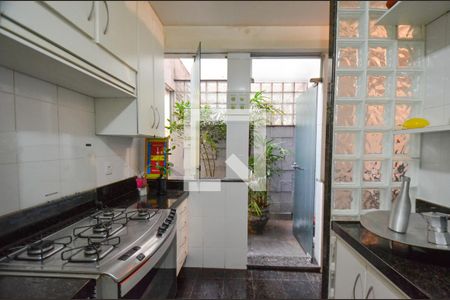 Apartamento à venda com 137m², 4 quartos e 2 vagasCozinha