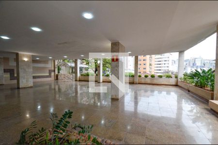 Apartamento à venda com 137m², 4 quartos e 2 vagasHall entrada