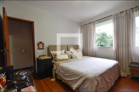 Apartamento à venda com 137m², 4 quartos e 2 vagasQuarto3 suite