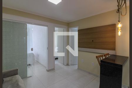 Sala de apartamento para alugar com 2 quartos, 46m² em Recreio dos Bandeirantes, Rio de Janeiro