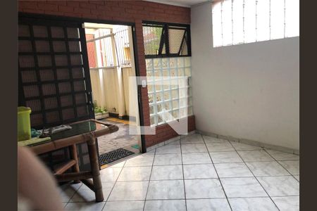 Casa à venda com 13 quartos, 445m² em Barra Funda, São Paulo