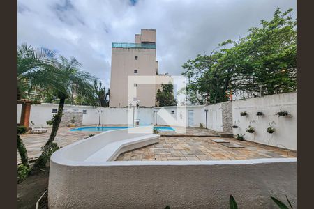Apartamento para alugar com 76m², 3 quartos e 1 vagaÁrea comum - Piscina