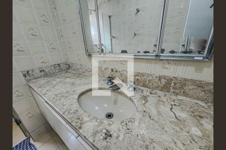 Apartamento para alugar com 76m², 3 quartos e 1 vagaBanheiro