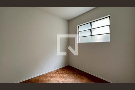 quarto 1 de casa para alugar com 3 quartos, 240m² em Boa Vista, Belo Horizonte