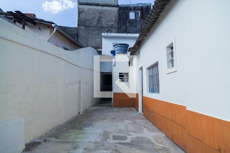 Casa à venda com 70m², 1 quarto e 1 vaga Casa à venda com 70m², 1 quarto e 1 vagaÁrea Comum - Quintal
