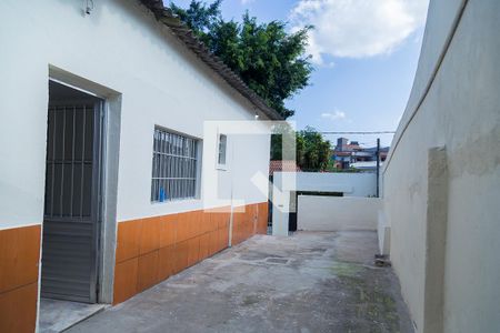 Casa à venda com 70m², 1 quarto e 1 vaga Casa à venda com 70m², 1 quarto e 1 vagaÁrea Comum - Quintal