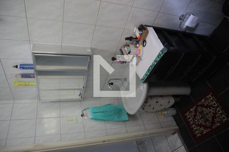 Casa à venda com 208m², 3 quartos e 2 vagasBanheiro 2