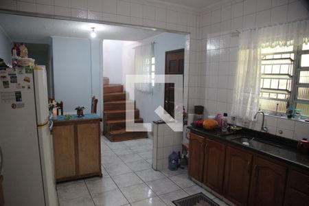 Casa à venda com 208m², 3 quartos e 2 vagasCozinha