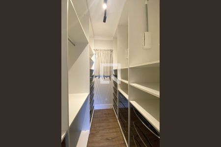 Apartamento para alugar com 150m², 3 quartos e 2 vagasCloset da suíte 1