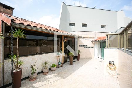 Apartamento para alugar com 135m², 3 quartos e 2 vagasQuintal